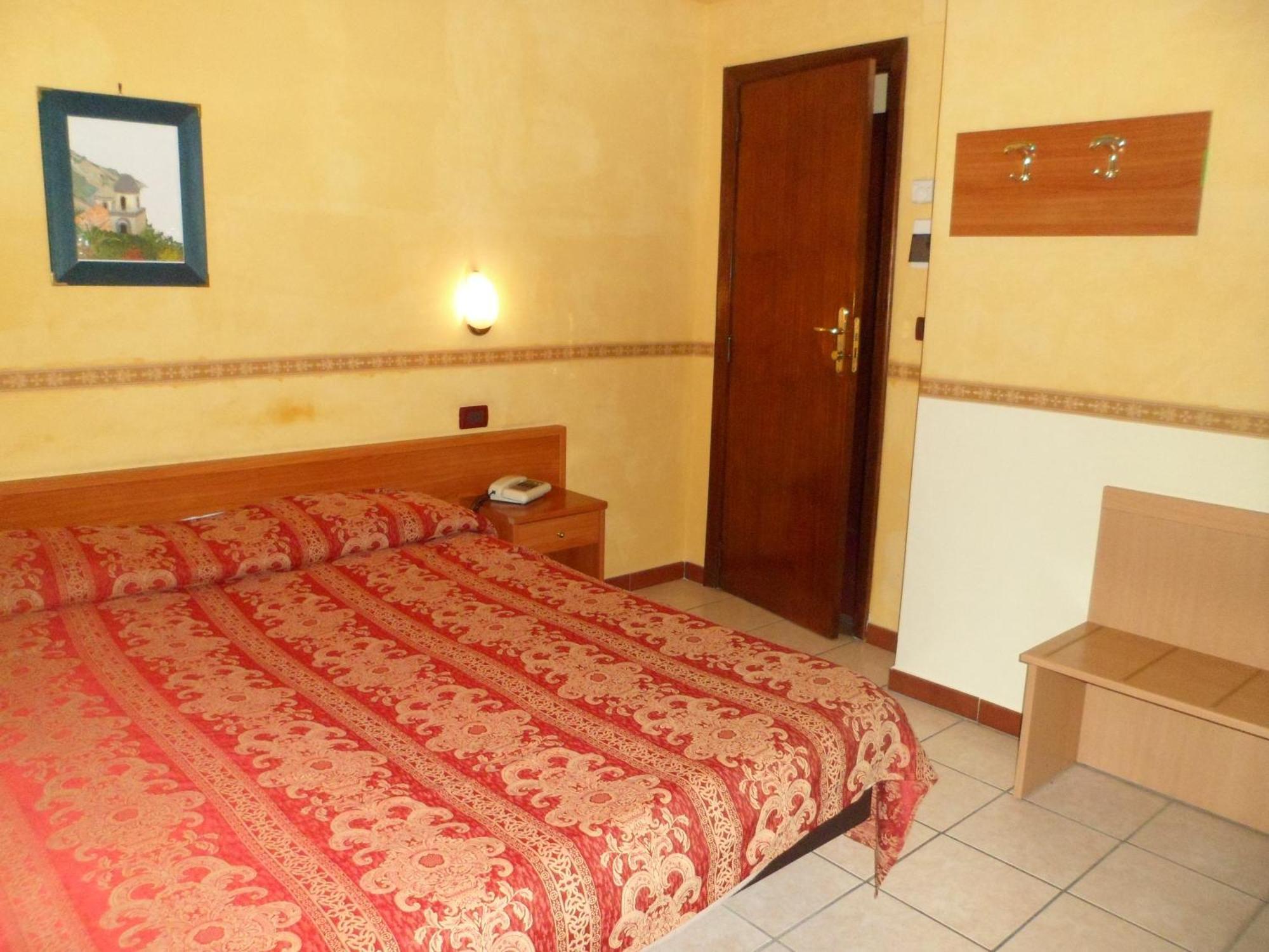 Motel Tempio Polla Esterno foto